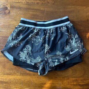 Women's | Nike Dri-Fit Running Shorts [S]